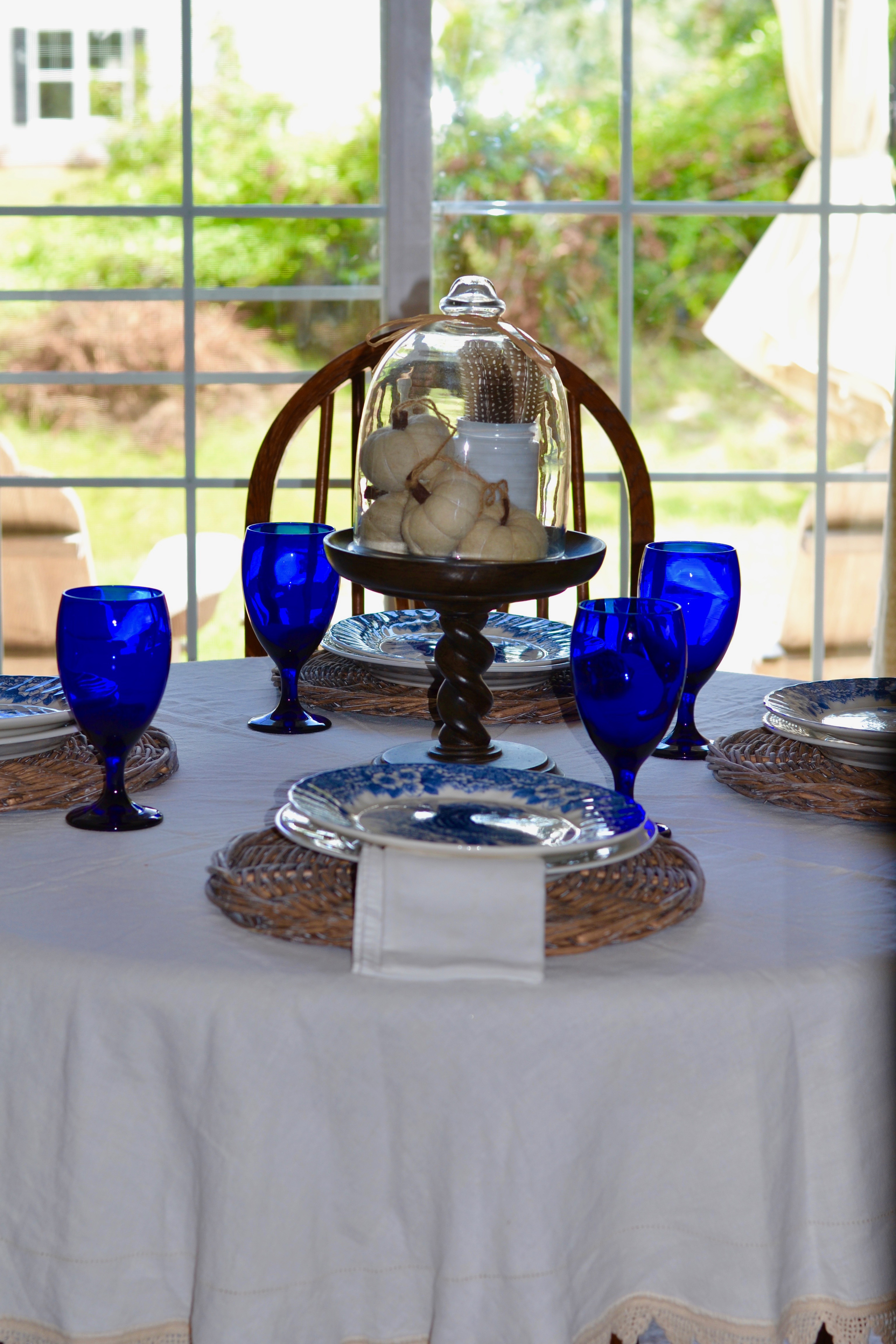 Simple fall tablescape