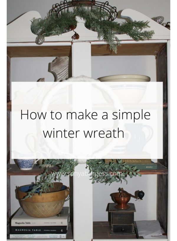 How to create a simple winter wreath