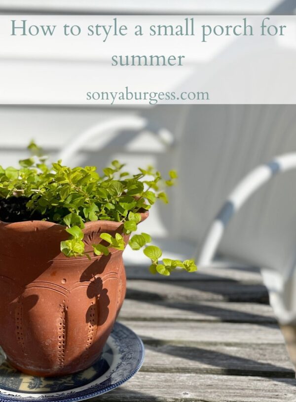 How to style a small porch for summer
